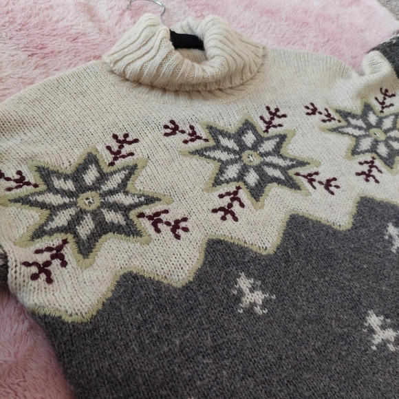 Woolrich Snowflake Wool Blend Turtleneck Sweater Size Small - Picture 9 of 10